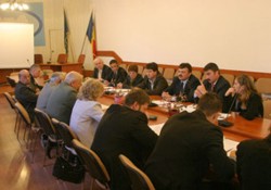 Au fost votati cei 21 de membri CNI