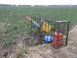 Tun pentru speriat pasari