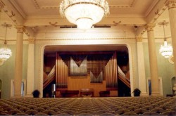 SALA-CU-ORGA-CHISINAU