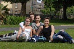 article-new-ehow-images-a06-r9-bm-do-classmate-moldova -800x800