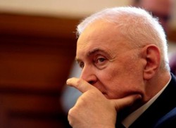 Adrian Vasilescu: daca fermierul da faliment, intreaga retea va da faliment