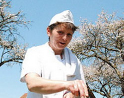 Luiza Boldizsar, presedinta asociatiei taranilor ecologisti din Romania