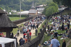 08Nicula 2005-EO08 c051b458b3 resize