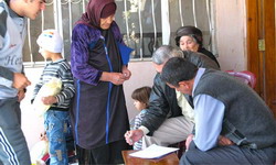 Ajutoarele de Craciun vor veni in martie 2014