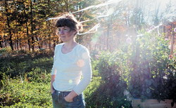 Sarah Ryhanen si ferma ei floricola de la capatul lumii