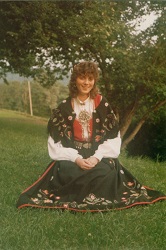 better pic of Karens costume