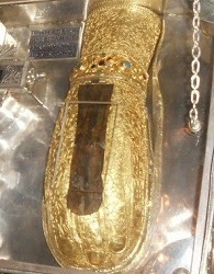 Mana Sfintei Maria Magdalena indeparteaza focul si daunatorii