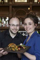 Cafea ecologica, ceai si alimente proaspete de casa la Foodstory Cafe