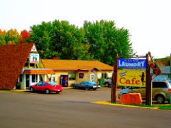 Uraturi traditionale de anul nou intr-o cafenea americana