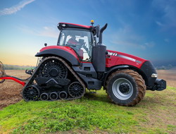 Case IH Magnum™ Rowtrac – Conceptul inovator care asigura performante maxime de lucru si protectie eficienta a solului
