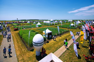 AgriPlanta-RomAgroTec loturi demonstrative culturi agricole