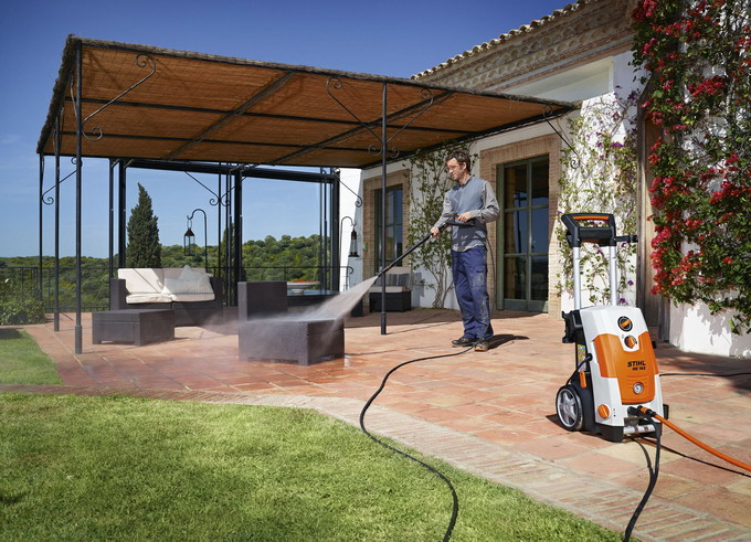 Aparate de spalat cu presiune clasa compacta