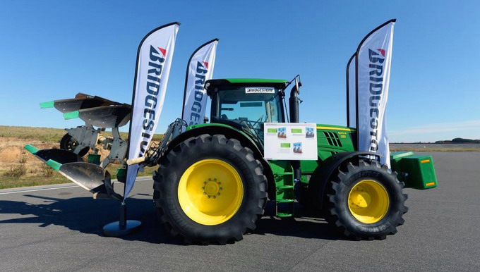 anvelope Bridgestone masini agricole