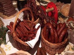 Pastrarea preparatelor semiafumate si afumate