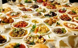 Lasatul Secului pentru Postul Craciunului