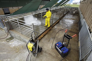 Aparate de spalat Karcher in zootehnie