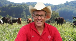 Pasunatul holistic planificat - Joel Salatin