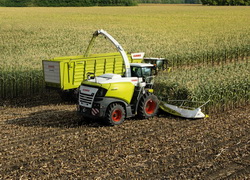 Noi solutii CLAAS pentru recoltarea si transportul furajelor