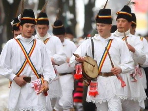 Obiceiul colindatului de ceata barbateasca