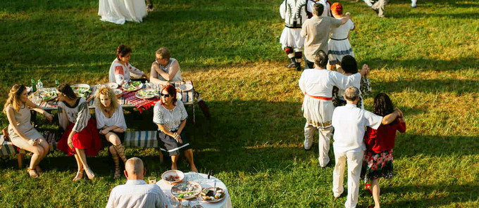 Produsele traditionale romanestisi agroturismul