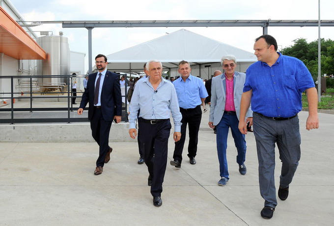 Procesarea laptelui la standarde europene in judetul Ialomita 3