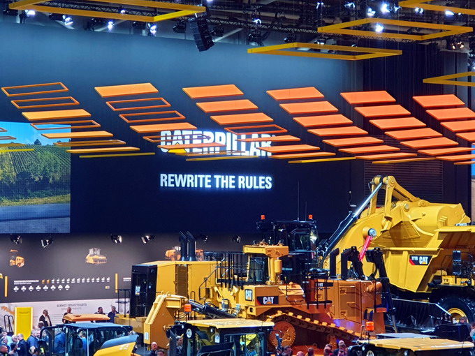 Utilajele Utilajele Caterpillar la Bauma 2019 4