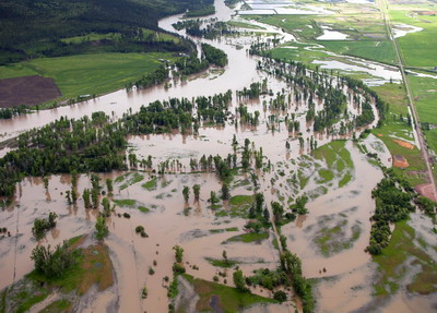 Fermierii isi pot asigura culturile cu bani europeni