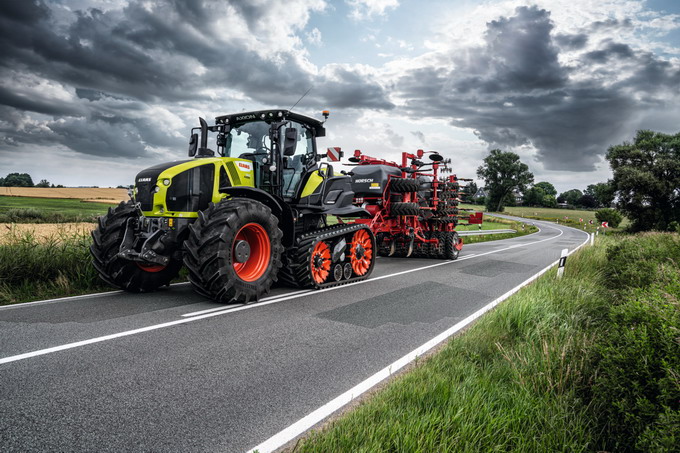 Agritechnica Claas AXION 900 TERRA TRAC 2