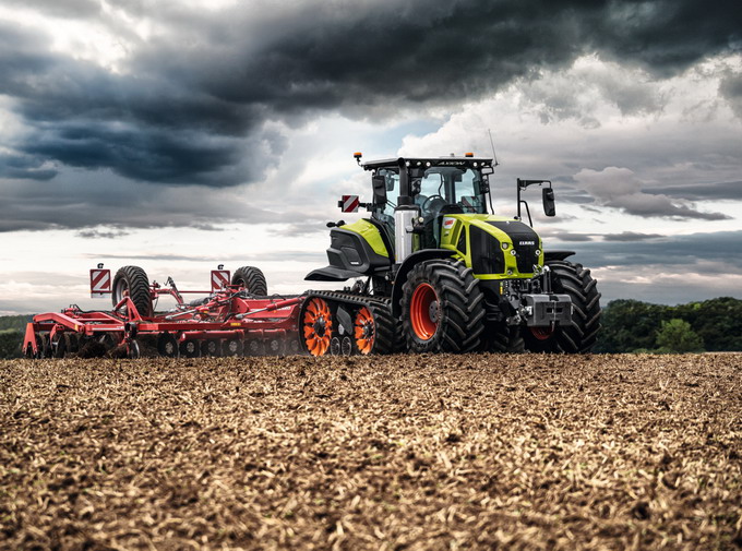 Agritechnica Claas AXION 900 TERRA TRAC 3