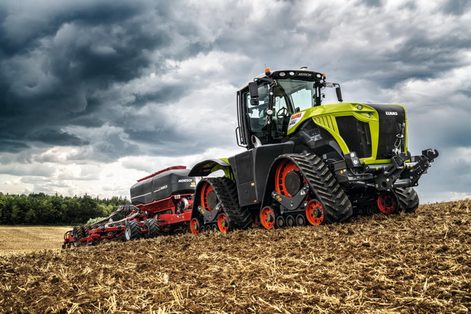 Agritechnica Claas Xerion 5