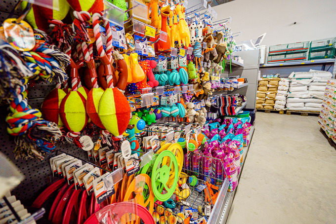 Conceptul Agroland MEGA - magazine agricole - interior