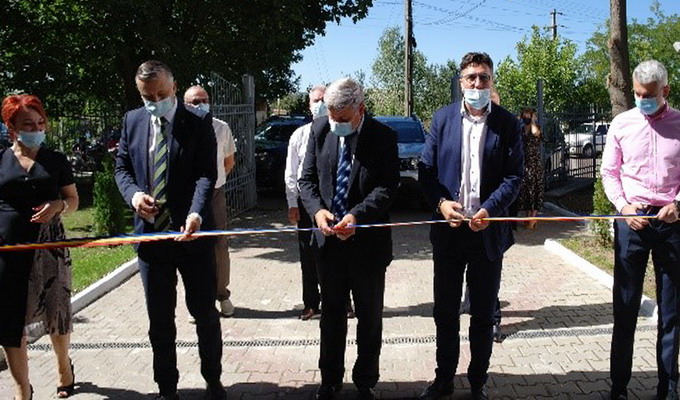 Presedintele ANSVSA s-a intalnit cu medicii veterinari din judetul Vaslui - inaugurare sediu DSVSA Vaslui