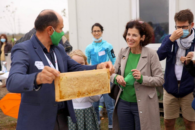 Ambasadoarea Frantei in Romania doamna Laurence Auer 3