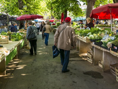 Producatorii agricoli sunt asteptati in pietele agroalimentare din Romania