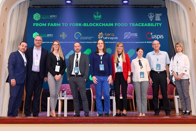 Evenimentul From Farm To Fork  Blockchain Food Traceability - Foto1
