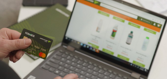 Card FERMIER - primul card de credit business pentru fermieri