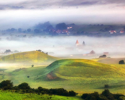 Colinele Transilvaniei – destinatie ecoturistica certificata