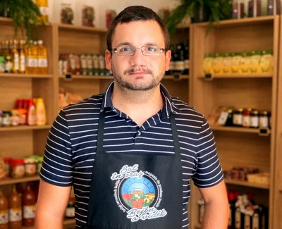 Gradinile Gyorgyfalvi: despre lanturile scurte de aprovizionare si organizarea targurilor „Satul vine la oras”