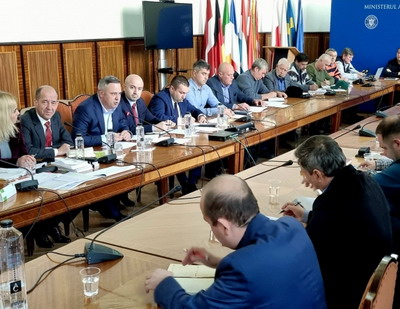 Acord semnat intre MADR si reprezentantii fermierilor din sectorul vegetal