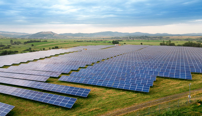 UniCredit Bank a finantat centrala fotovoltaica de la Sarmasag Salaj