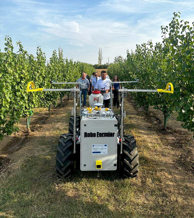 Lansarea platformei robotice ROBO-FERMIER - foto 3