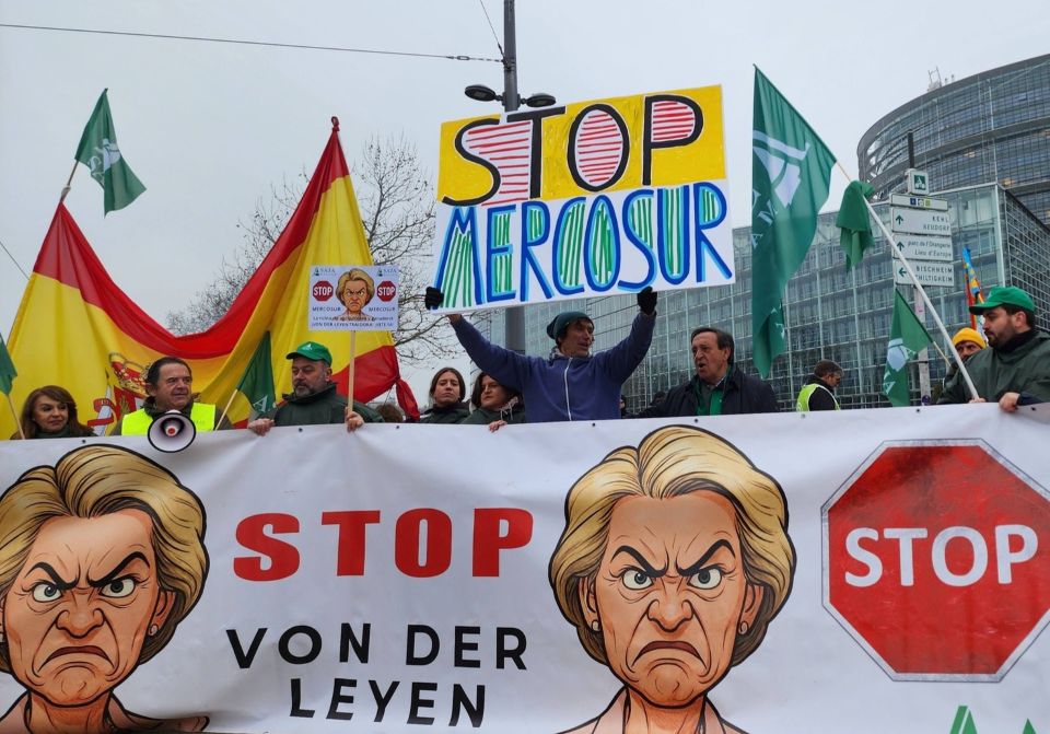 Proteste de amploare azi la Strasbourg: mii de fermieri europeni se opun acordului UE-Mercosur