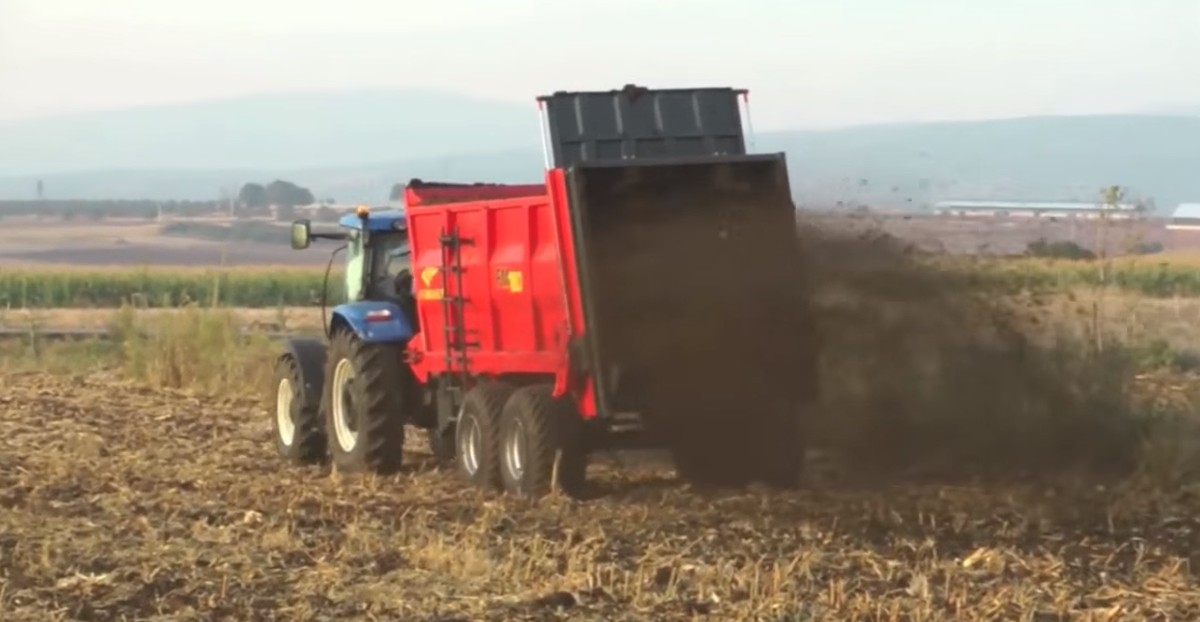 Fermierii au primit undă verde de la Comisia Europeană pentru folosirea gunoiului de grajd prelucrat