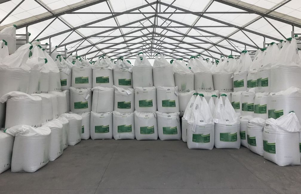 Îngrășămintele cu azot se scumpesc accelerat pe fondul tensiunilor din Golful Persic